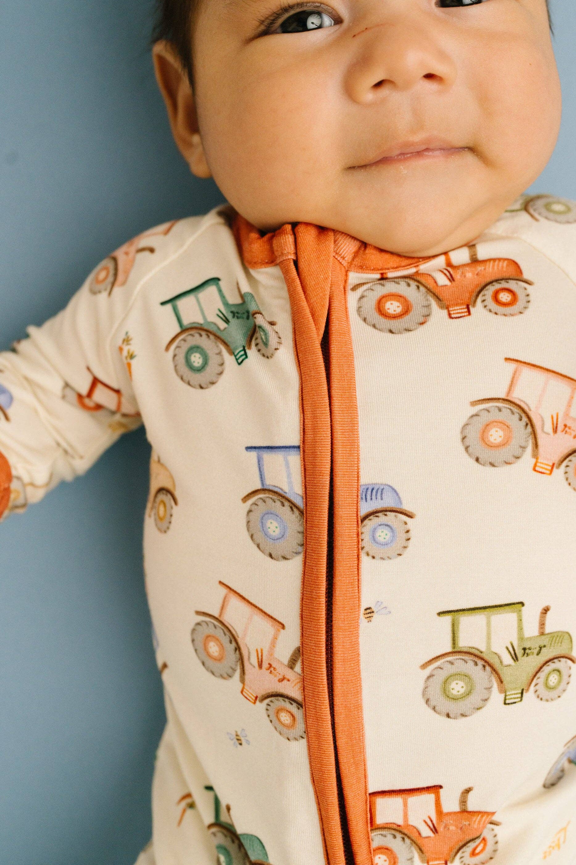 Baby Bamboo Sleeper: Tractor Ride