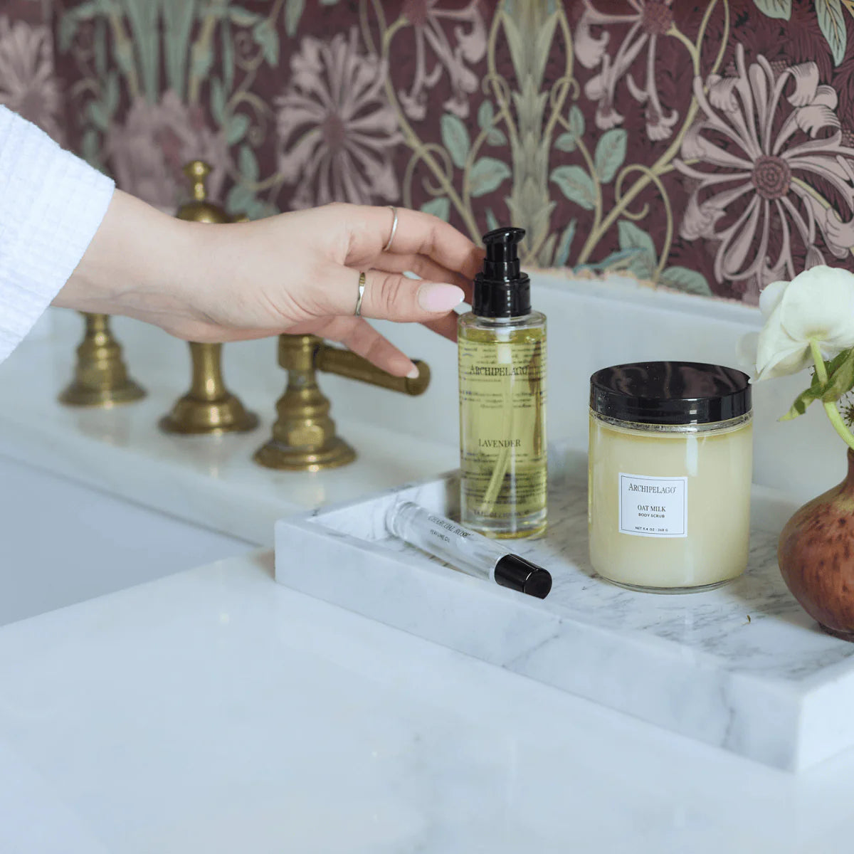 Charcoal Rose Hydrating Body Oil