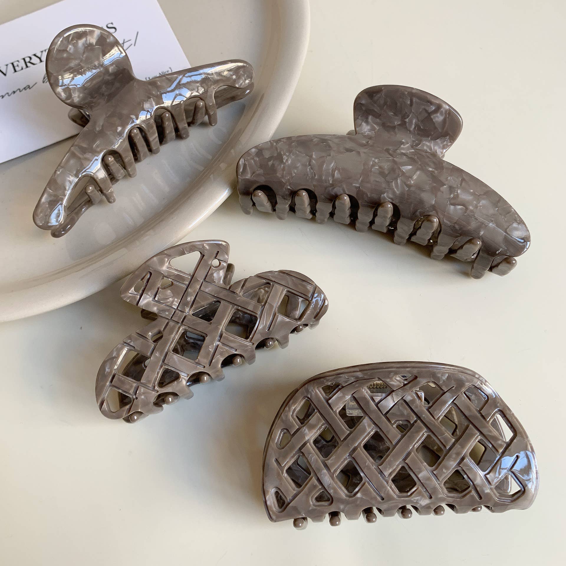 Woven Lattice Claw Clip