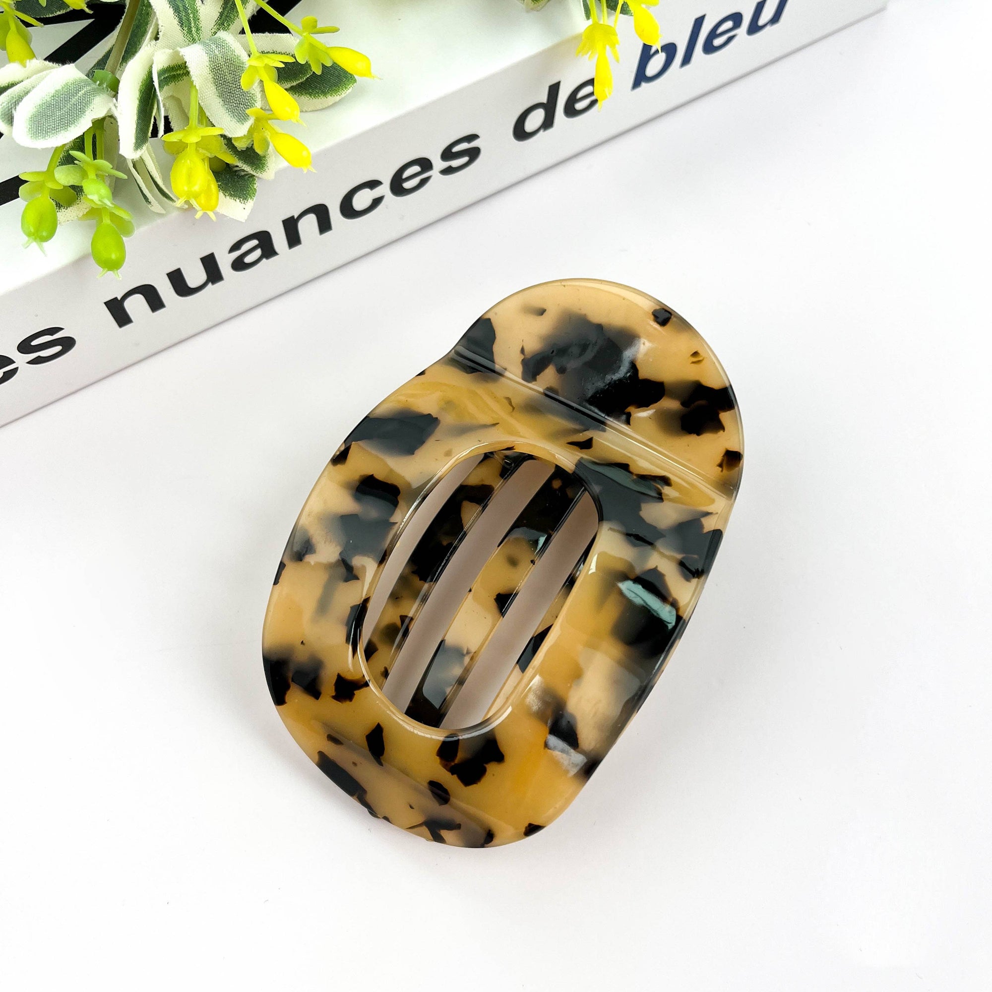 Flat Round Hair Claw Clip