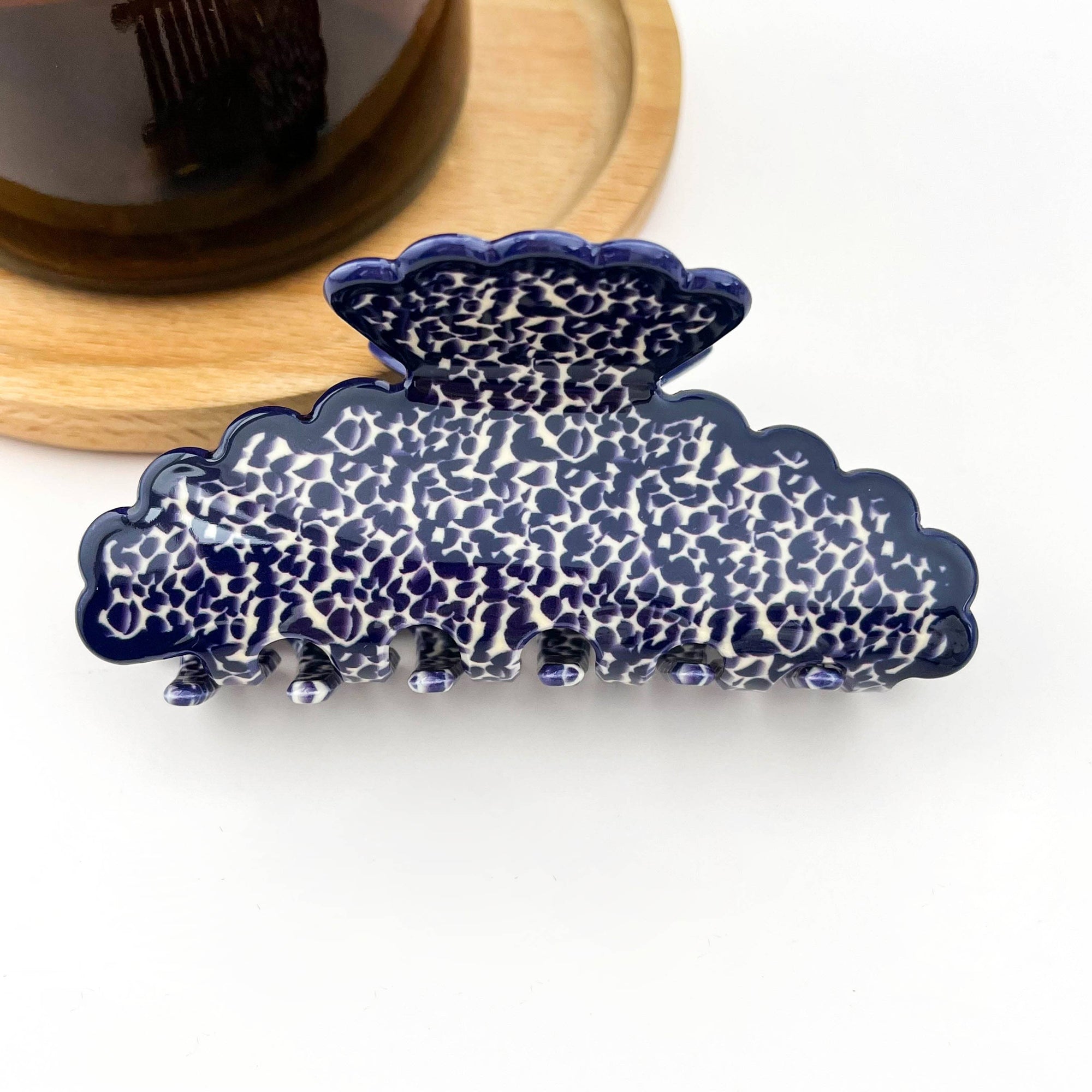 Wavy Edge Claw Clip