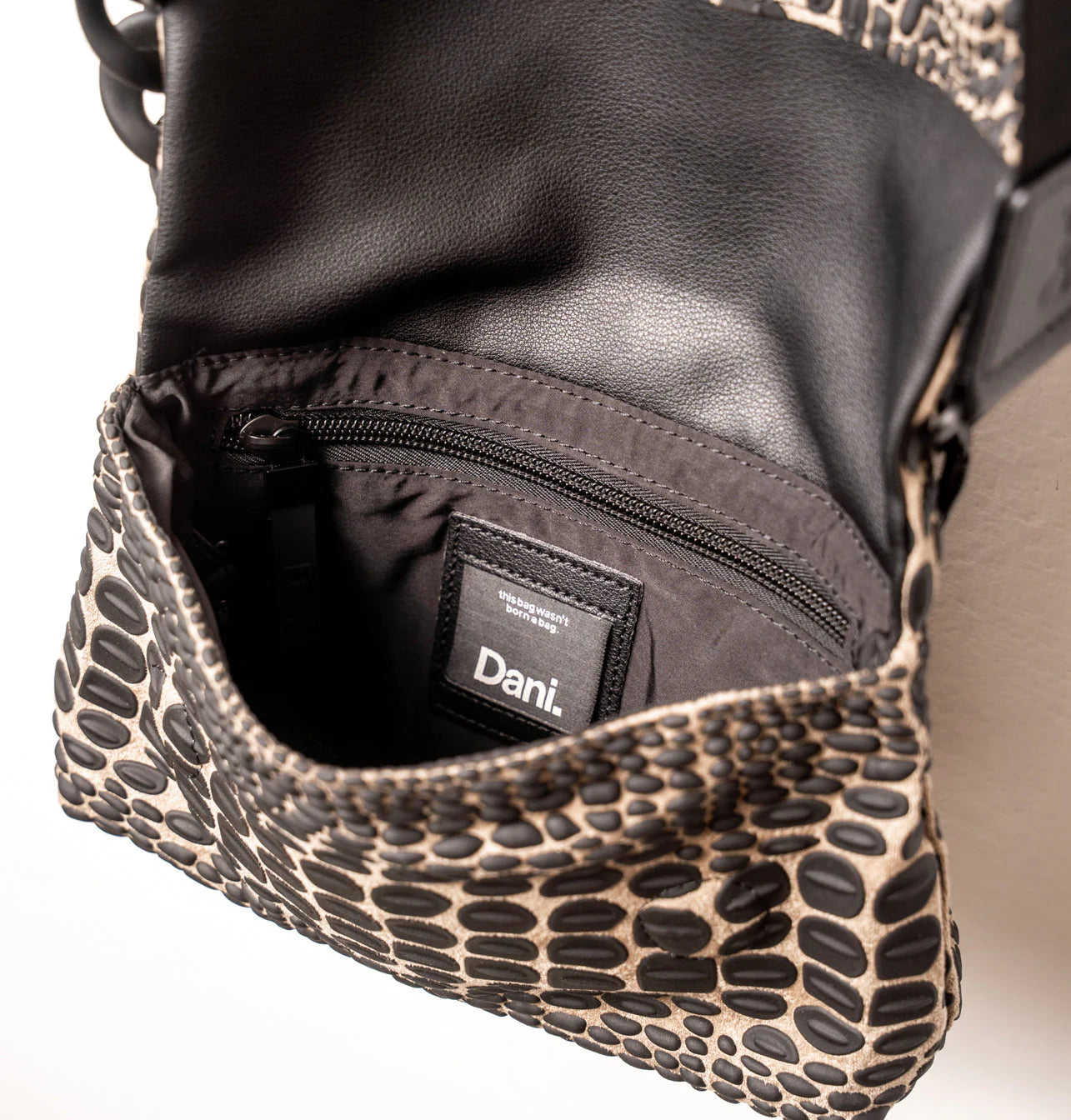 Tokyo Crossbody Clutch - Cream