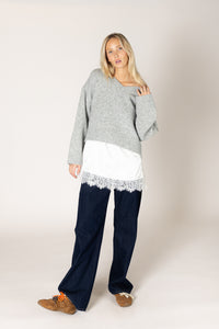 LUXE V SWEATER