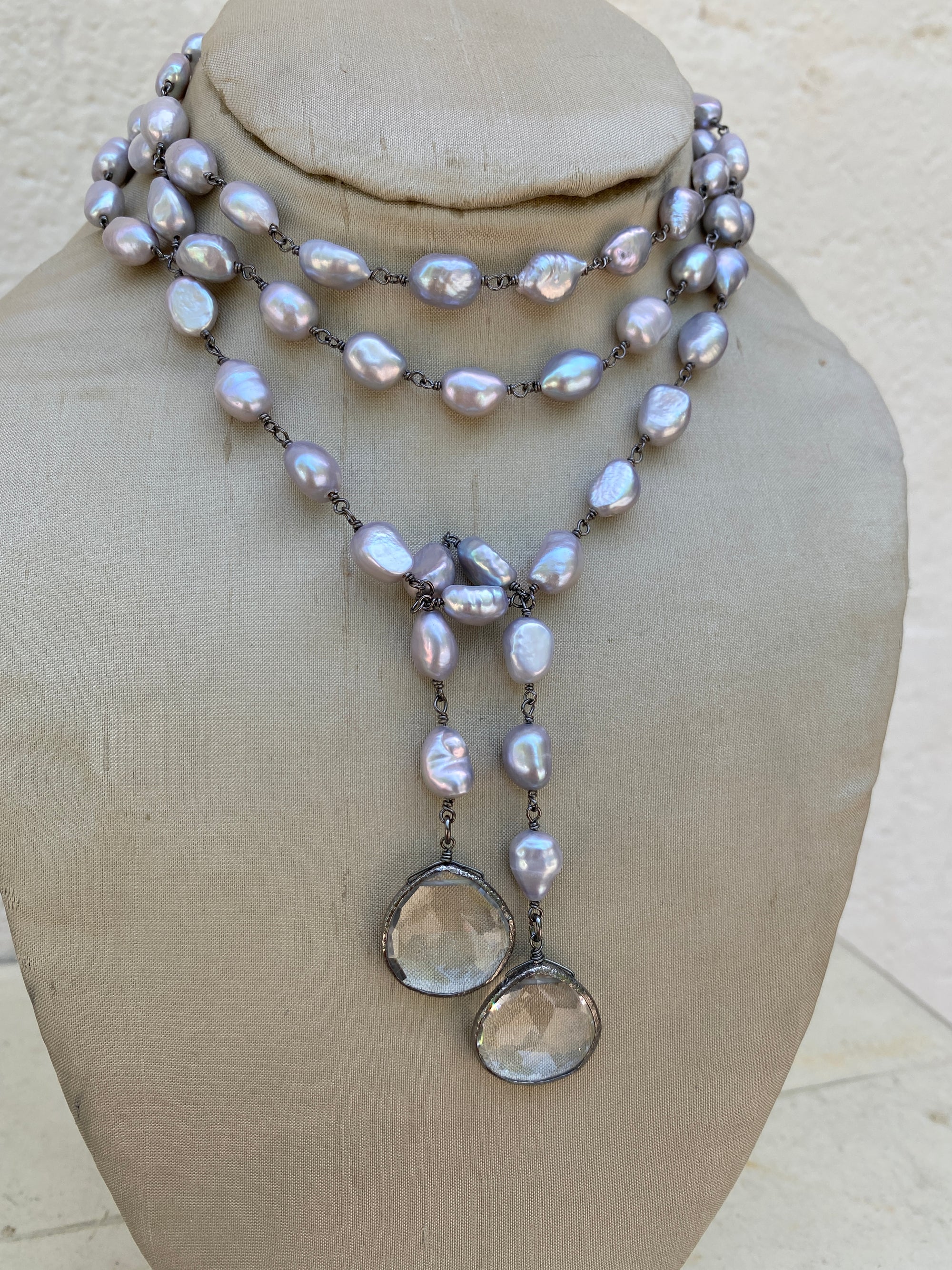 Grey Pearl Lariat